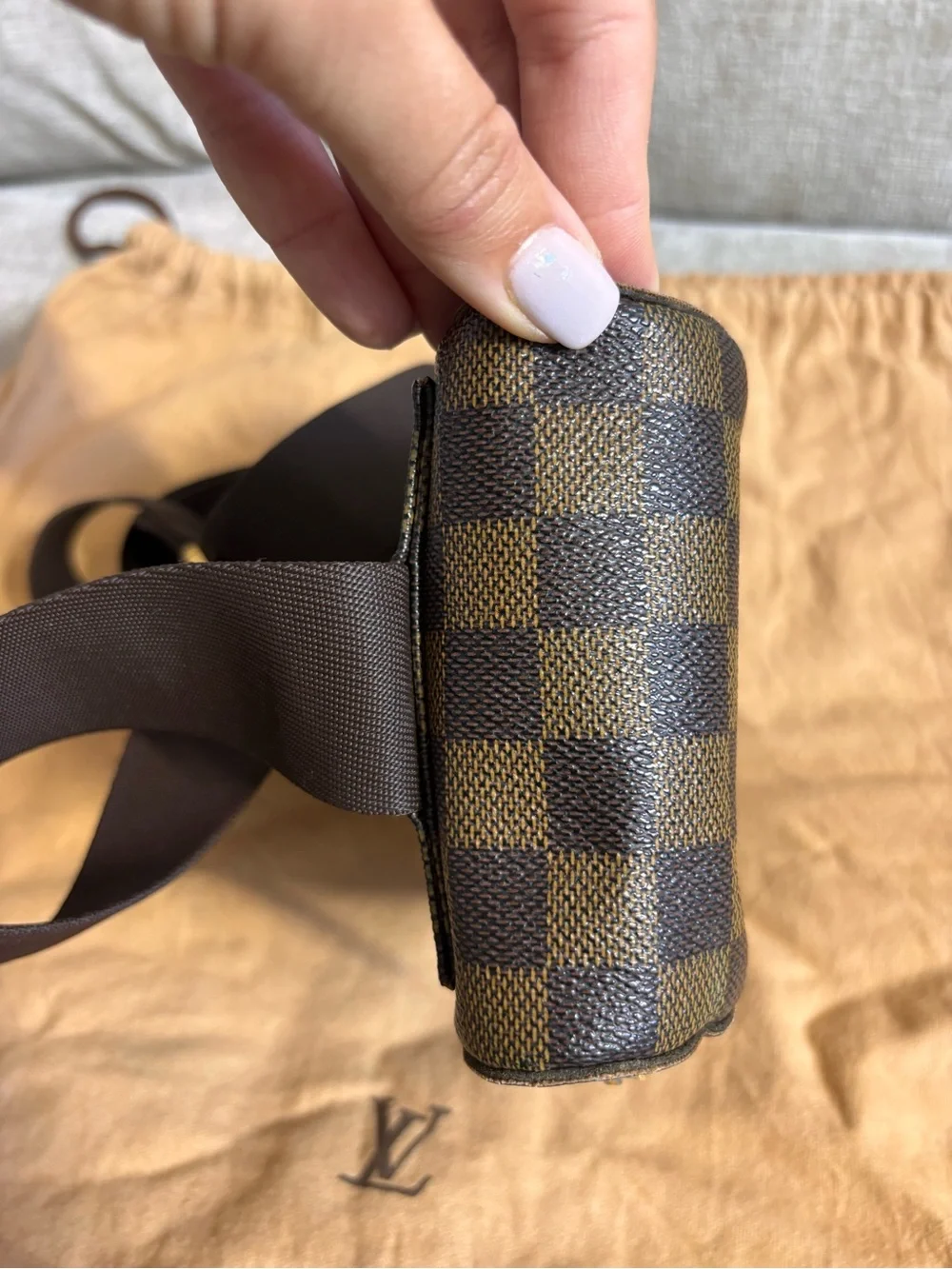 Authentic Louis Vuitton geronimos damier ebene discontinued mini bum bag